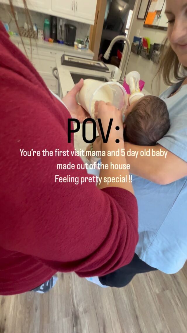 This sweetest mama brought her 5 day old baby into our studio for a 3D lifecast of her babies hands and feet.

Coming to see us was one of the first reasons she wanted to leave the house . That made us feel pretty special !

#feelingspecial #3dhands #3d #lifecast #art #5days #5daysold #tinybaby #ourhearts #oneofakind #experience #keepsake